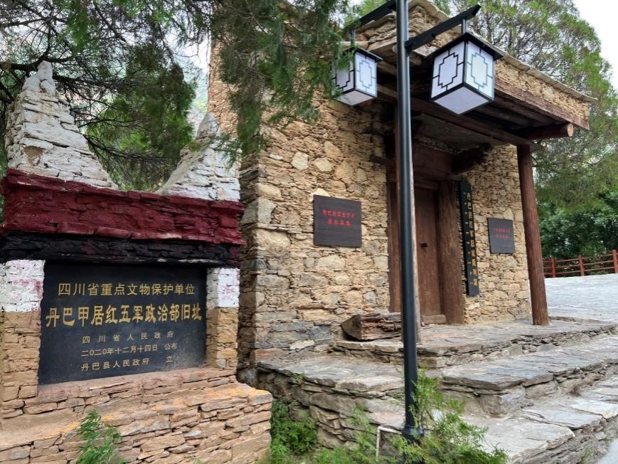 图片3.jpg 图片3.jpg