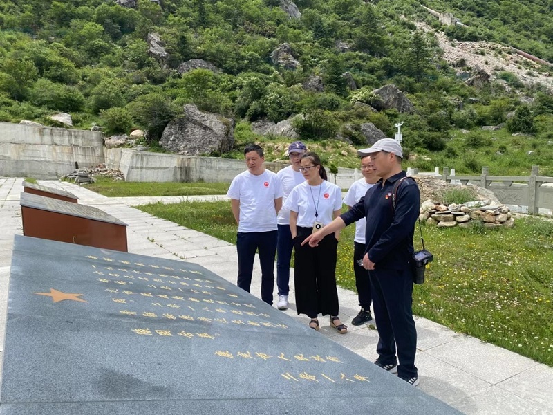图片71.jpg 图片71.jpg