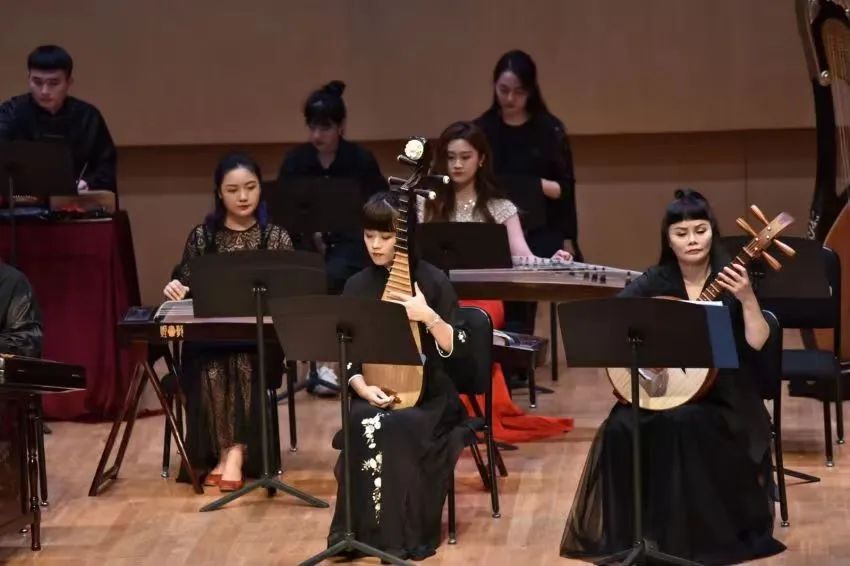 音乐会精彩片段4.jpg 音乐会精彩片段4.jpg