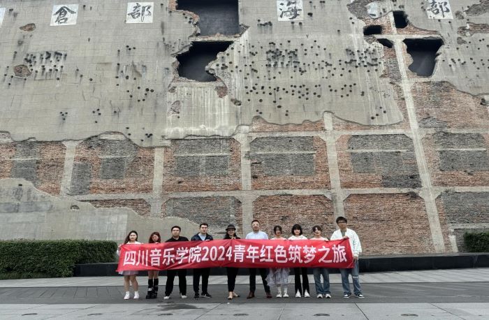 图片2.jpg 图片2.jpg
