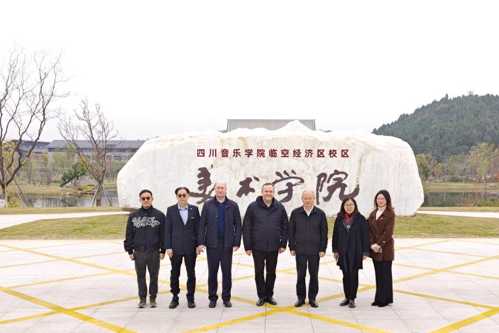 图片8.jpg 图片8.jpg
