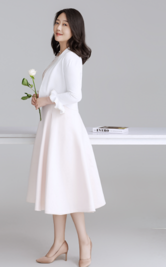 李林芸2.png 李林芸2.png