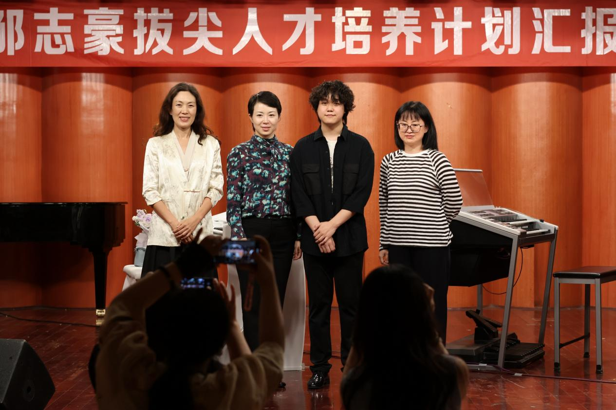 图片4.png 图片4.png