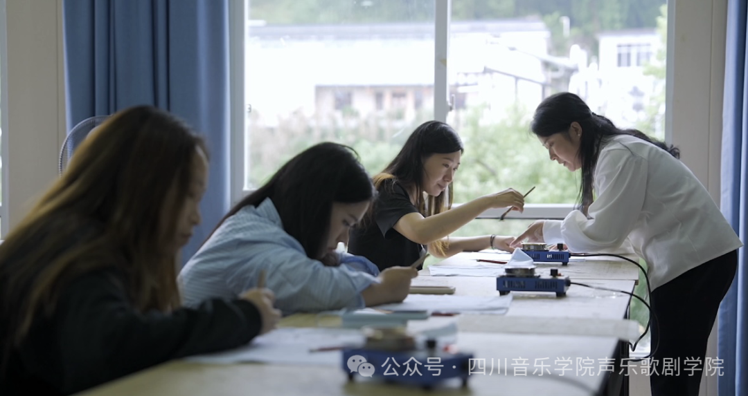 图片102.png 图片102.png